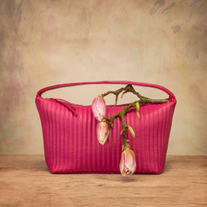 Silaea magenta