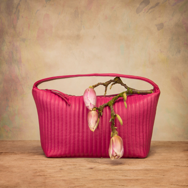 Silaea magenta